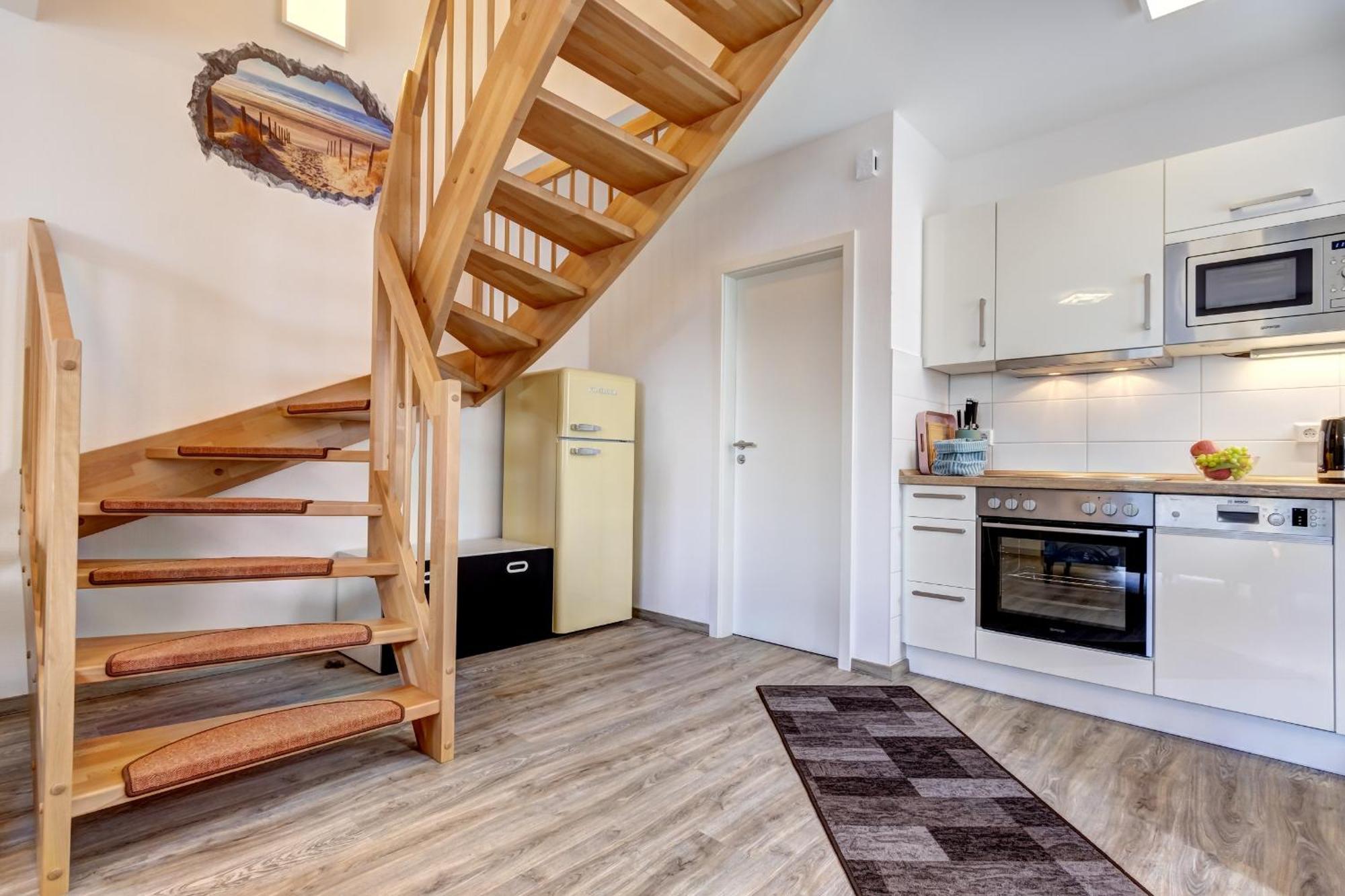 Haus Strandkoerv Mit Fass-Sauna Loddin Kültér fotó